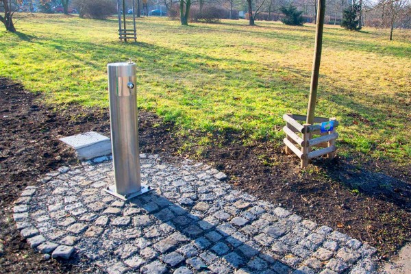 Public drinking fountain